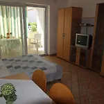 Malinska,krk, Primorje-gorski Kotar 5 Apartmán *
